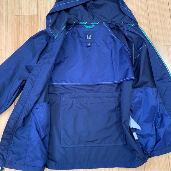 Gap Kids Windbreaker Light Jacket, M. - Picture 6 of 7